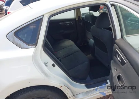 2015 Nissan Altima 2.5 S from USA, damaged, VIN 1N4AL3AP3FN305163